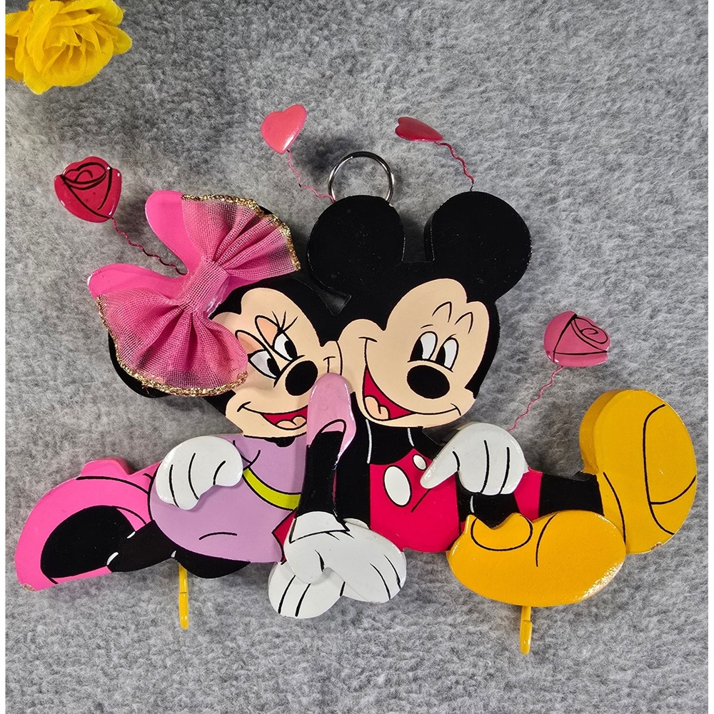 Disney Mickey and Minnie Mouse Wood Wall Hanging Key Holder Love Heart Decor Y2K